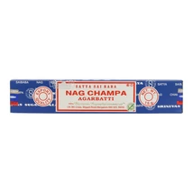 SATYA FÜSTÖLŐ PÁLCA NAG CHAMPA AGARBATTI